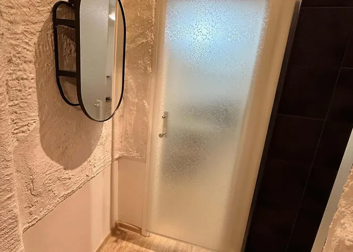 Domillion 1bdr Quiet Hall D1115 *